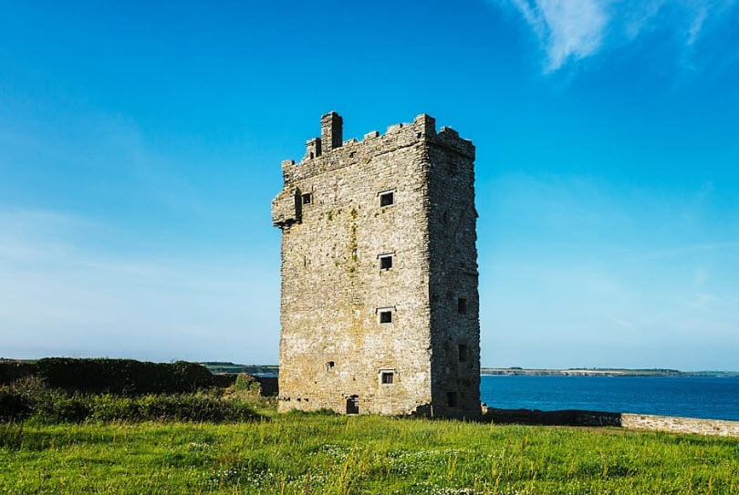 Tellarought Castle, Republic of Ireland, Ireland